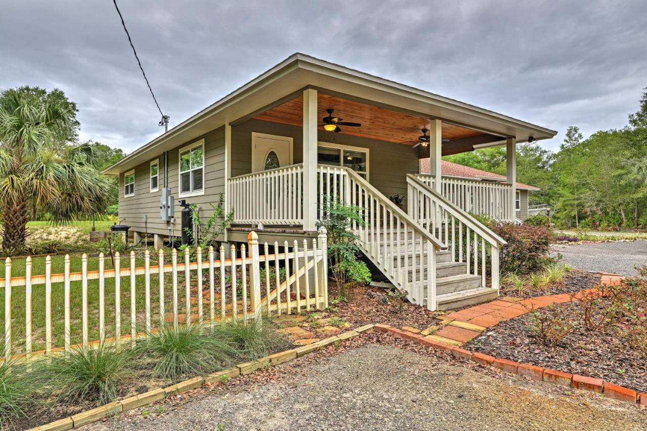 Crystal River Cottage On 1 Acre With Deck And Porch! Yankeetown Exterior photo